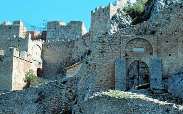 Aνεξάρτητη Παραδοσιακή Πέτρινη Κατοικία Corinth Buitenkant foto